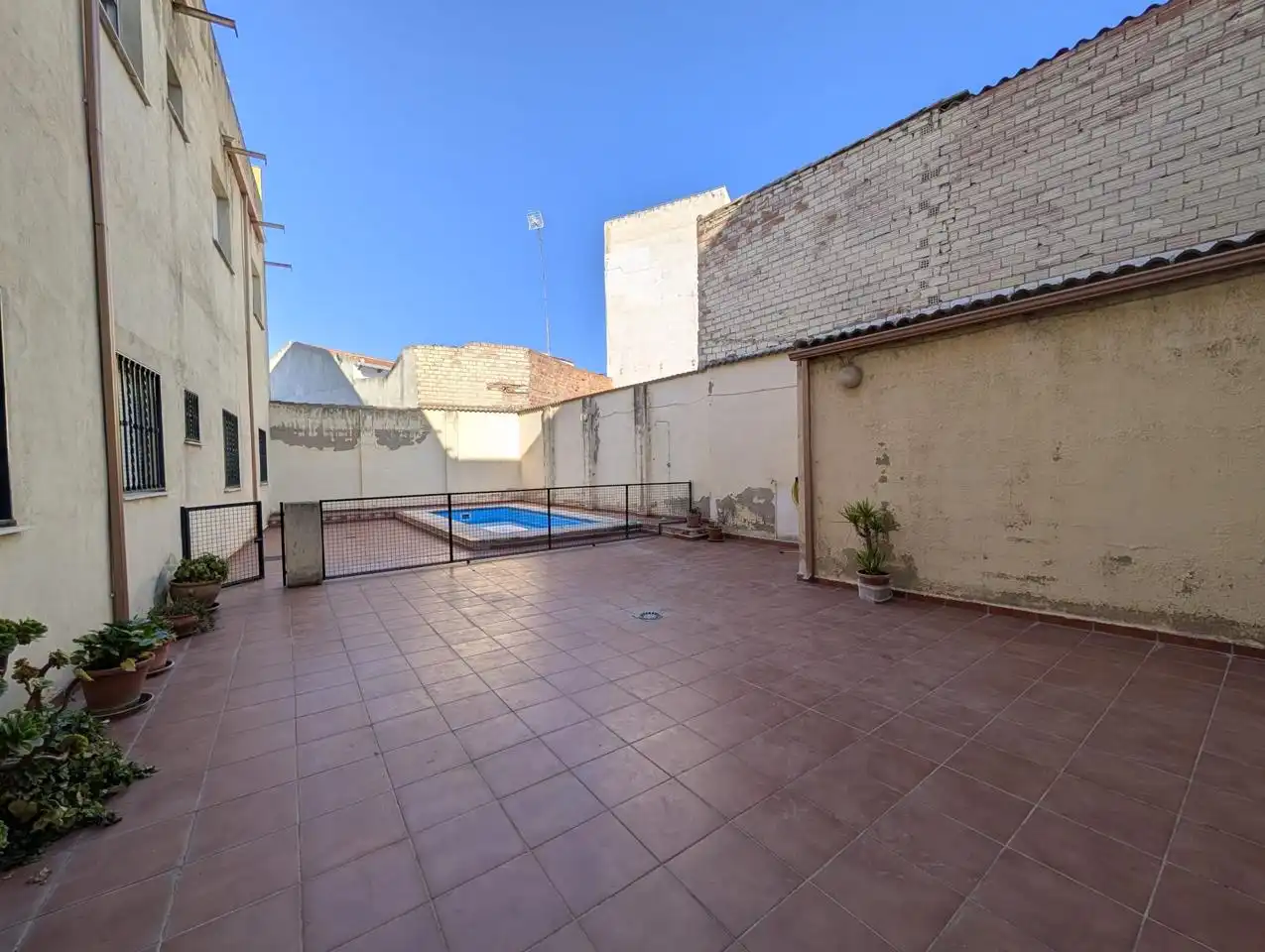 Flat with pool to rent in Travesía Masegosas, imagen 2