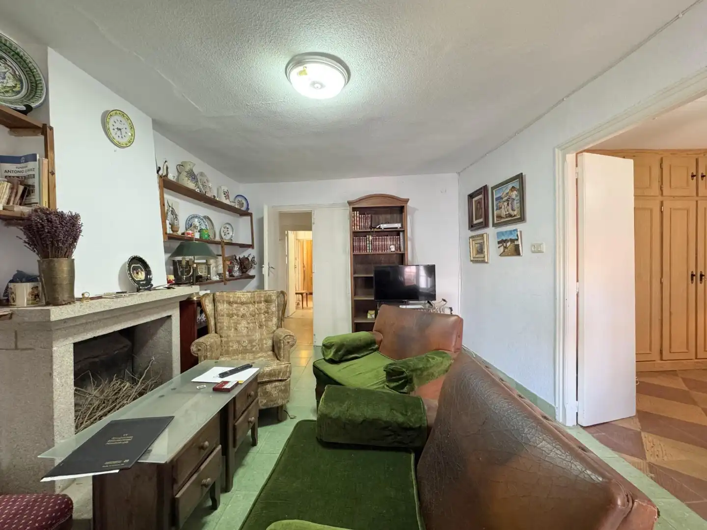 Living room of Country homes for sale in Poyales del Hoyo  with Air Conditioner, Terrace and Storage room
