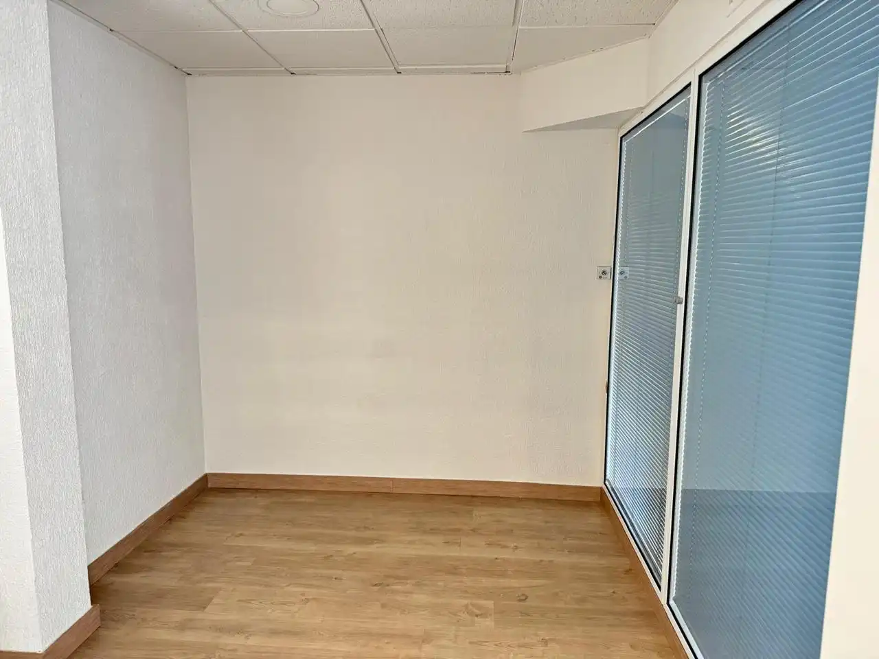 Geschaftsraum zur Miete in Calle Libreros, Casco histórico