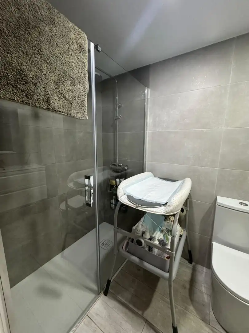 Bathroom of Apartments for sale in Valencia  with Air Conditioner and Heating