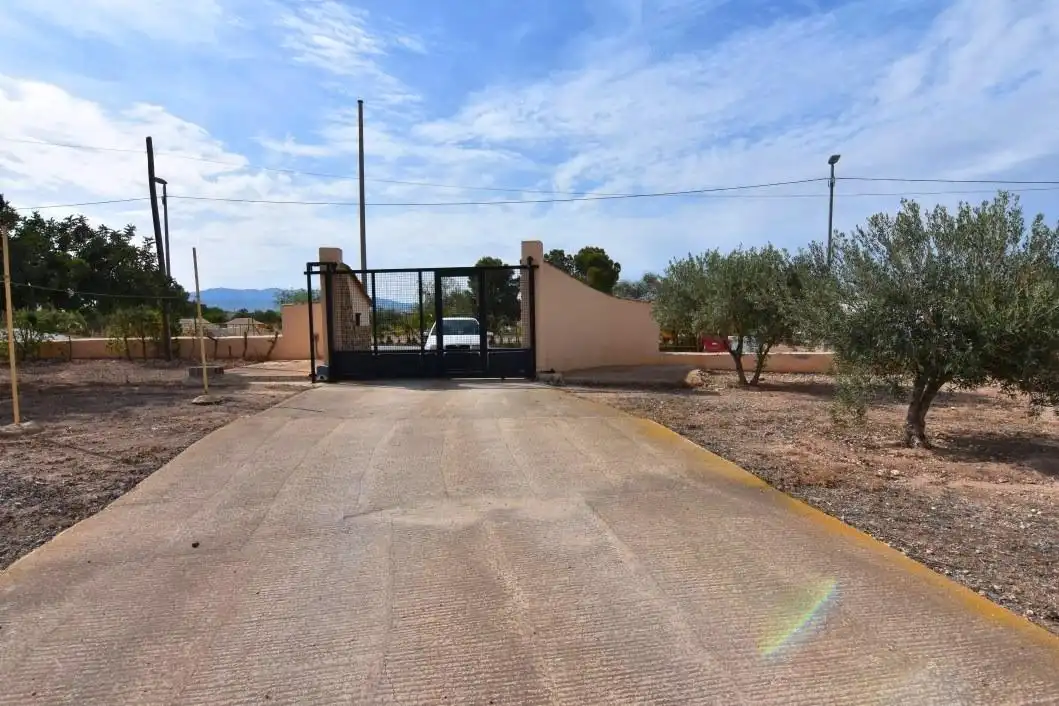Houses for sale in Carretera LA CAÑADA, 1, Valladolises y Lo Jurado