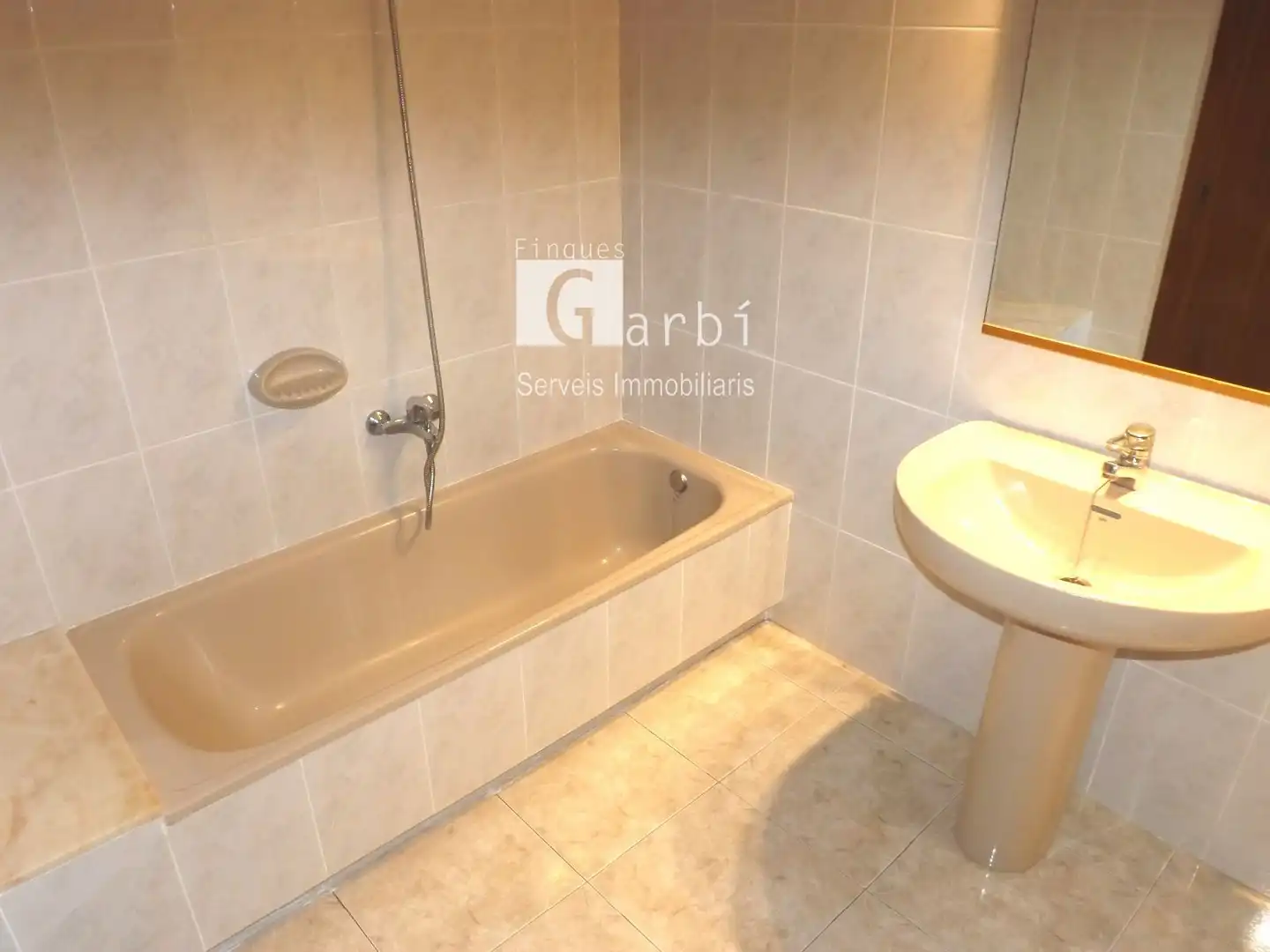 Bathroom of Attic for sale in Calafell  with Terrace, Swimming Pool and Community pool
