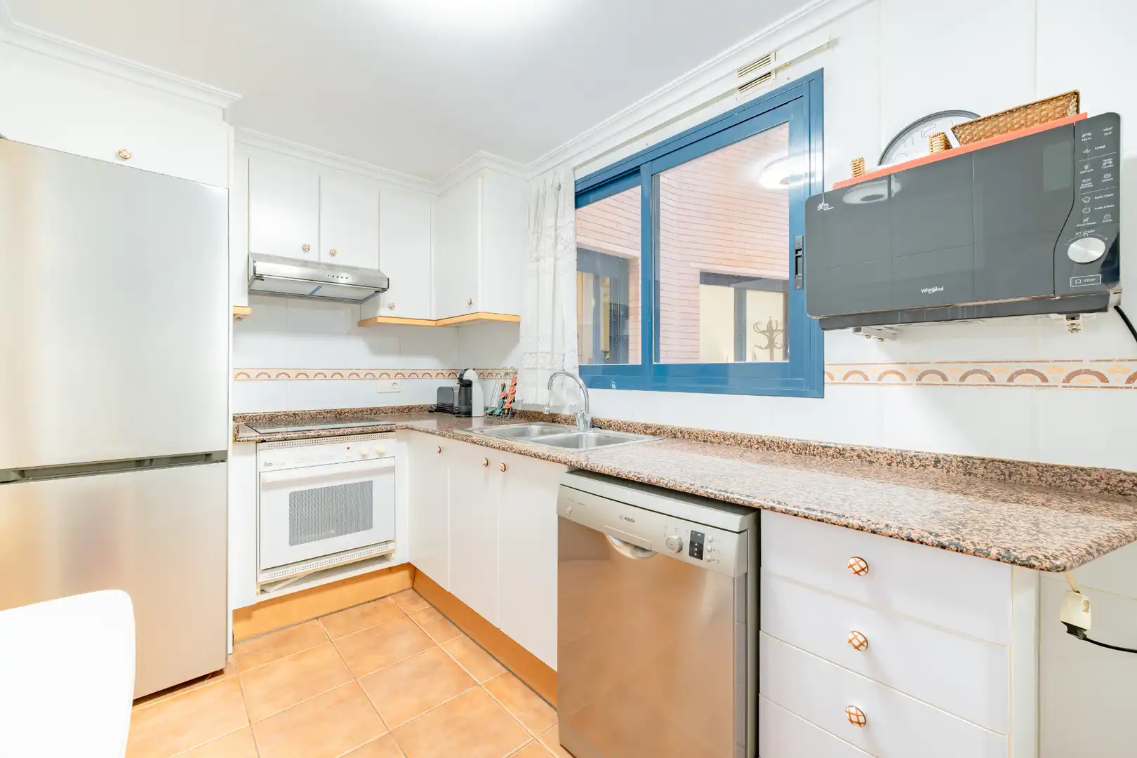 Cocina de Piso en venta en Valencia con Aire acondicionado, Calefacción y Horno