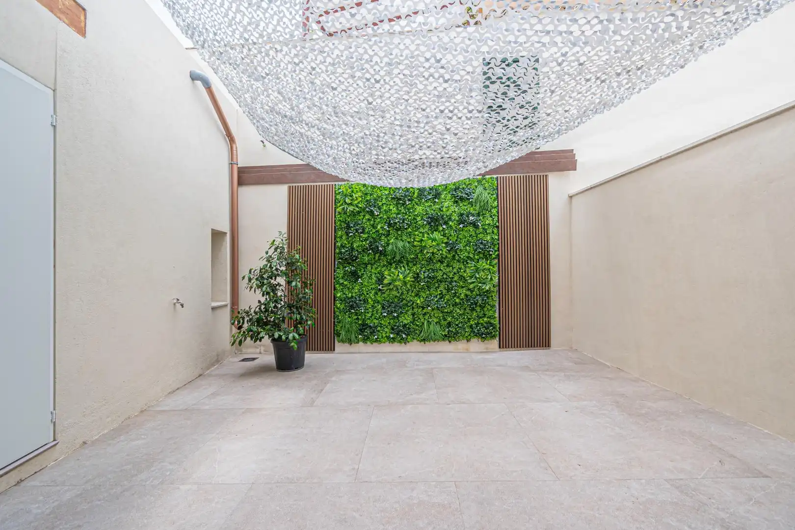 Terrace of Ground floor for rent in Selva  with Air Conditioner, Heating and Terrace