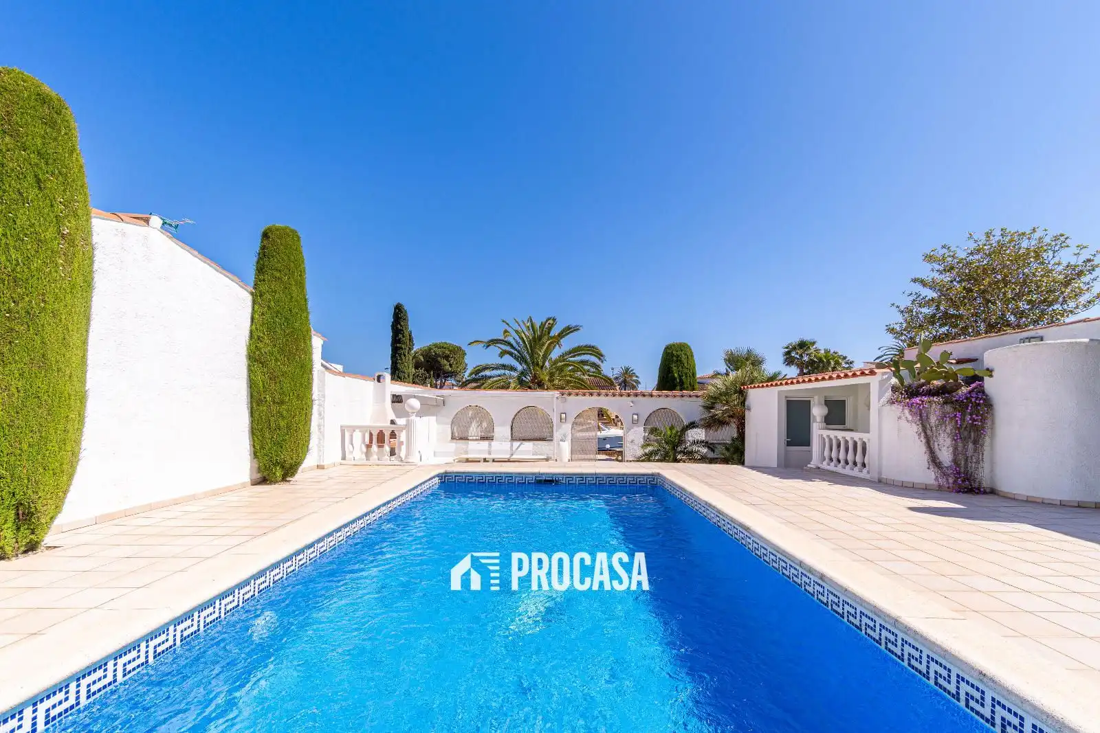 Chalet con piscina en venta en Llobregat, imagen 3