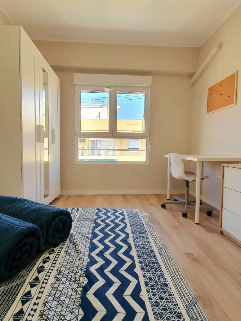 Habitación de Piso de alquiler en Valencia con Aire acondicionado, Parquet y Amueblado