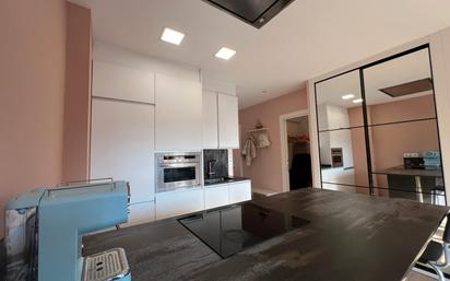 Kitchen of Flat for sale in  Barcelona Capital  with Air Conditioner, Heating and Furnished