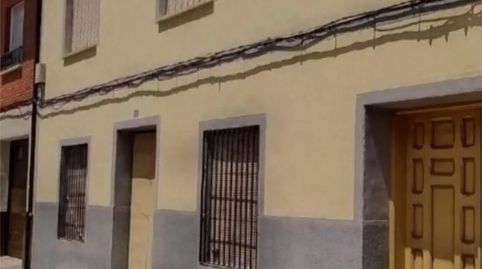 Foto 2 de Casa adosada en venta en Calle Rucio, 5, Consuegra, Toledo