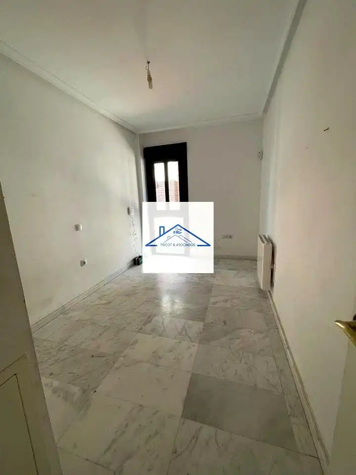 Planta baja en venta en Ocaña con Calefacción