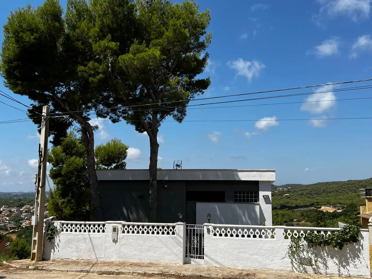Vista exterior de Casa o chalet en venta en El Vendrell con Aire acondicionado, Calefacción y Jardín privado