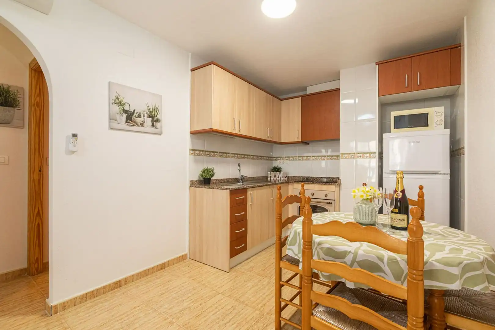 Appartamento con ascensore in vendita a Calle Formentera del Segura 84, imagen 5