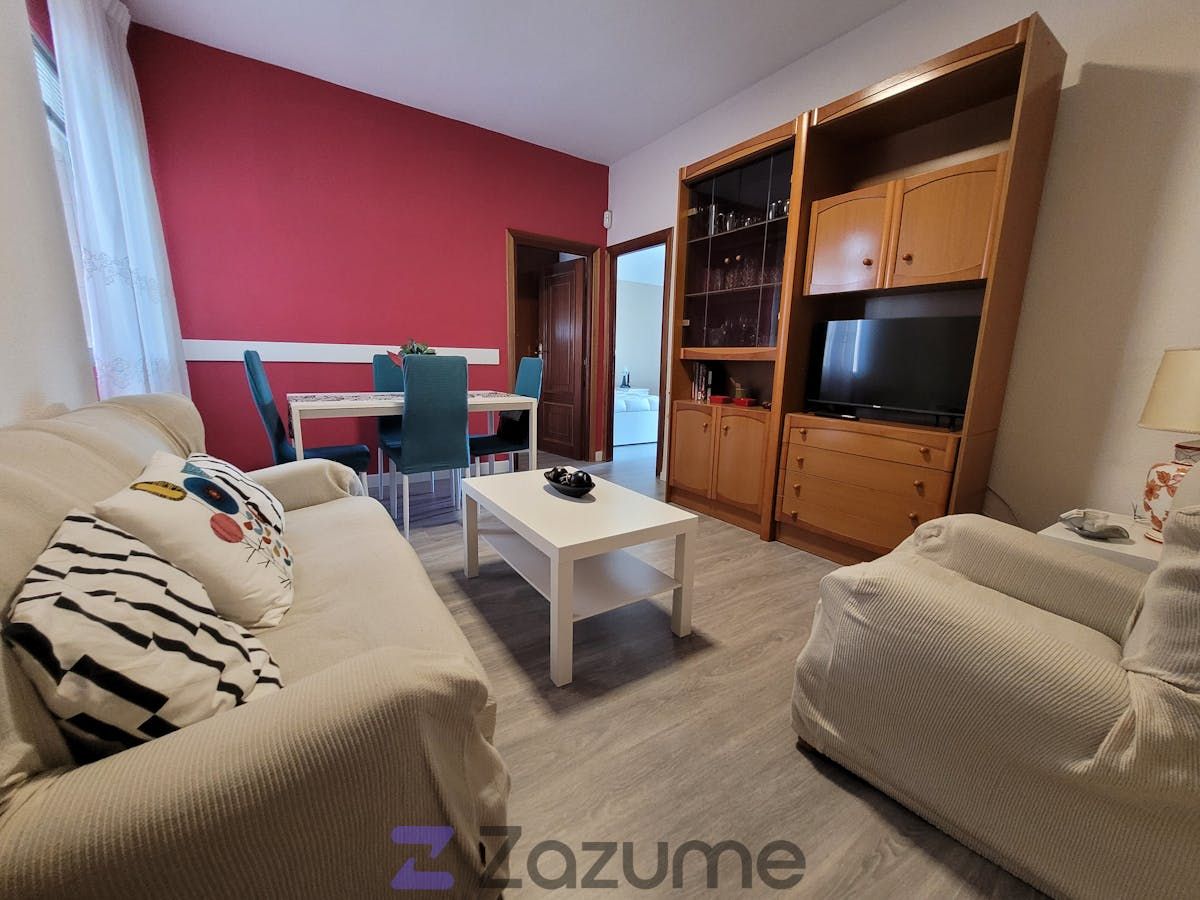 Living room of Flat to rent in Valladolid Capital  with Heating, Parquet flooring and Terrace