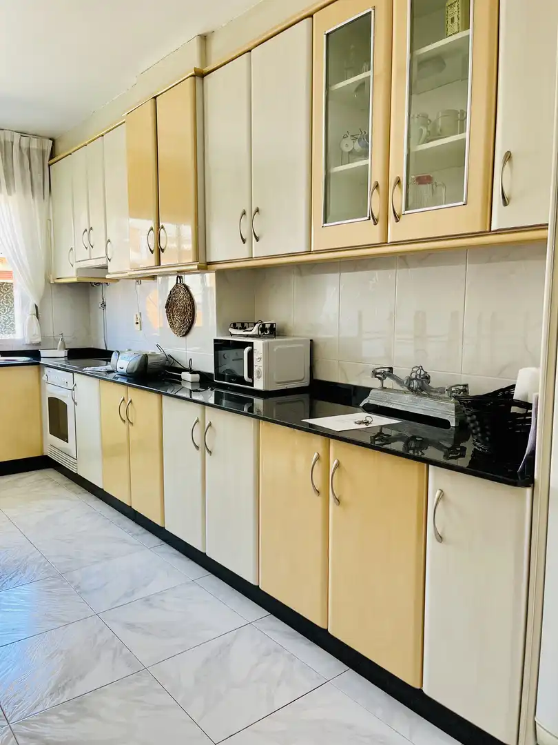 Cocina de Piso de alquiler en Vila de Cruces, Pontevedra