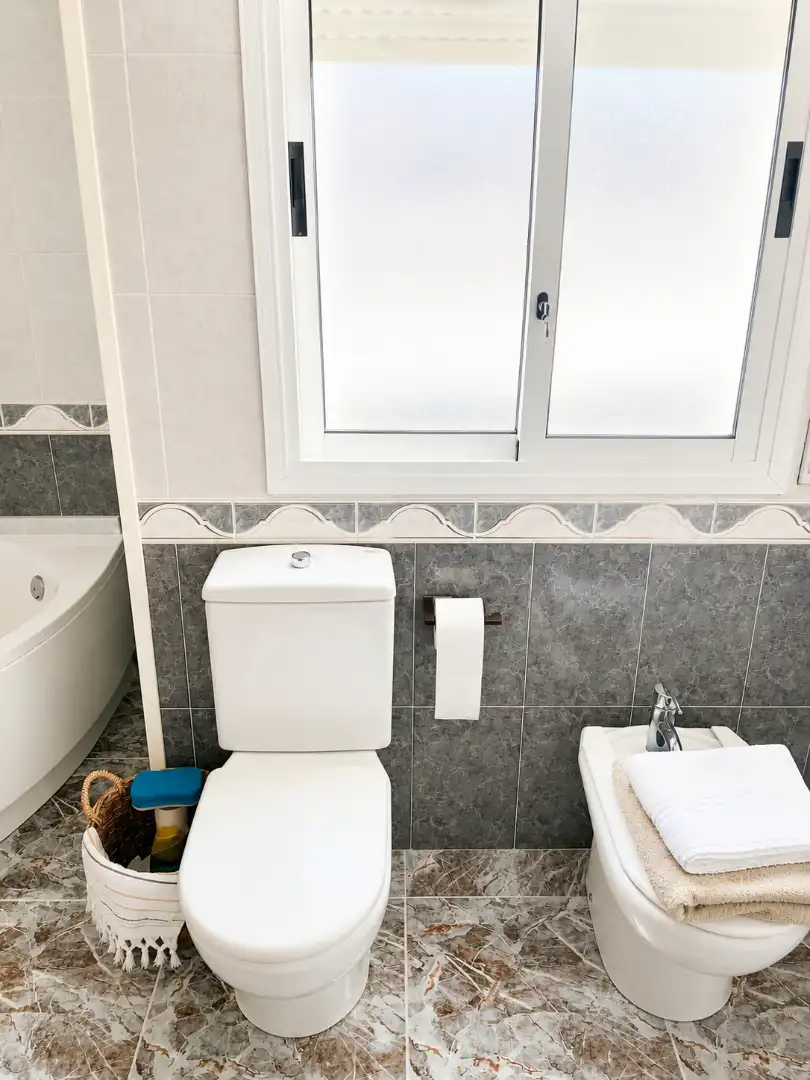 Baño de Casa o chalet en venta en Viladecans con Aire acondicionado, Calefacción y Terraza