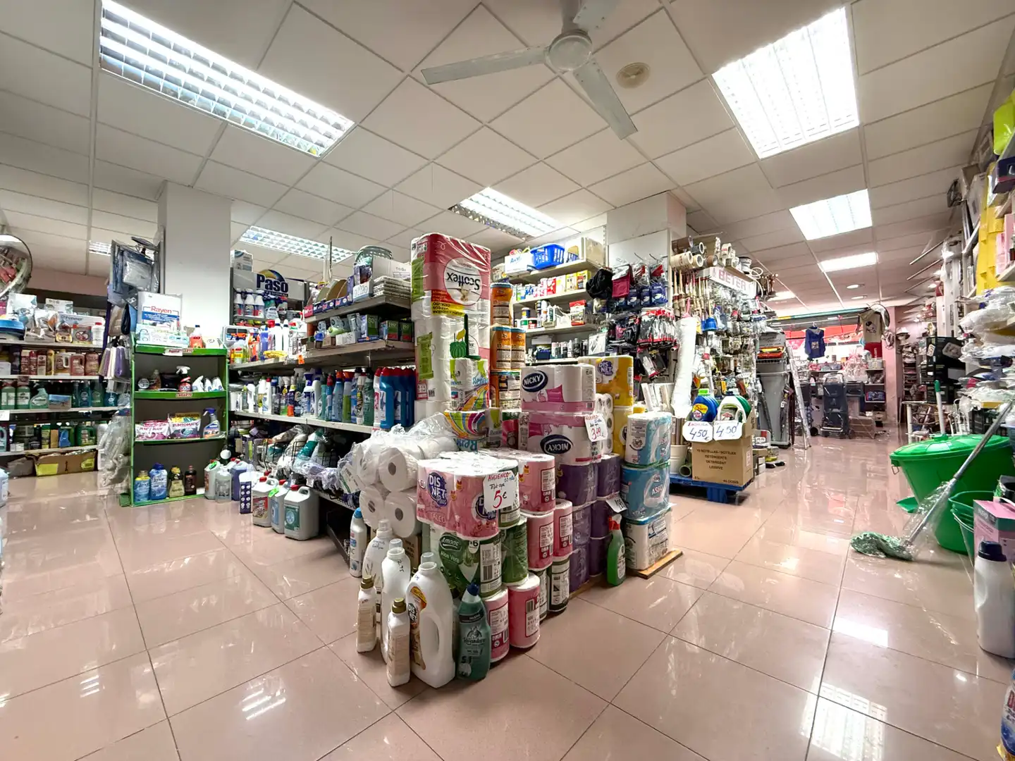 Local comercial en venda a Carrer Vint-i-u 54, imagen 12