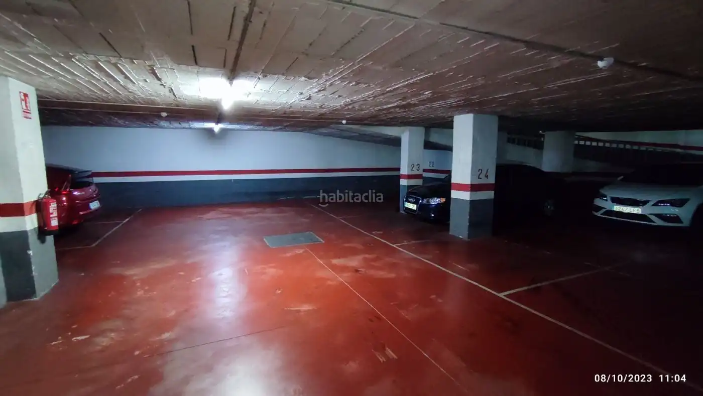 Individuel à vendre à Carrer de Sardenya 191, imagen 4