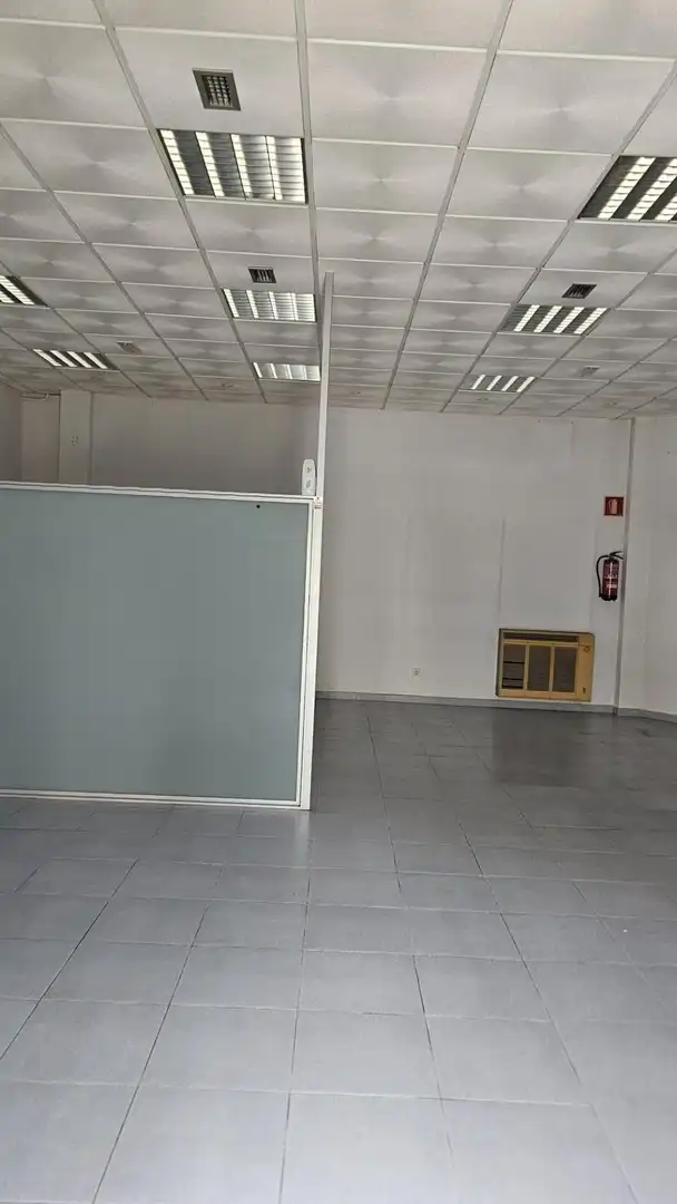 Local commercial à vendre à El Tancat - Mas d'en Gual, imagen 3