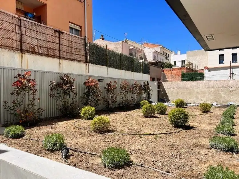 Jardín de Piso de alquiler en Madrid con Aire acondicionado, Calefacción y Trastero