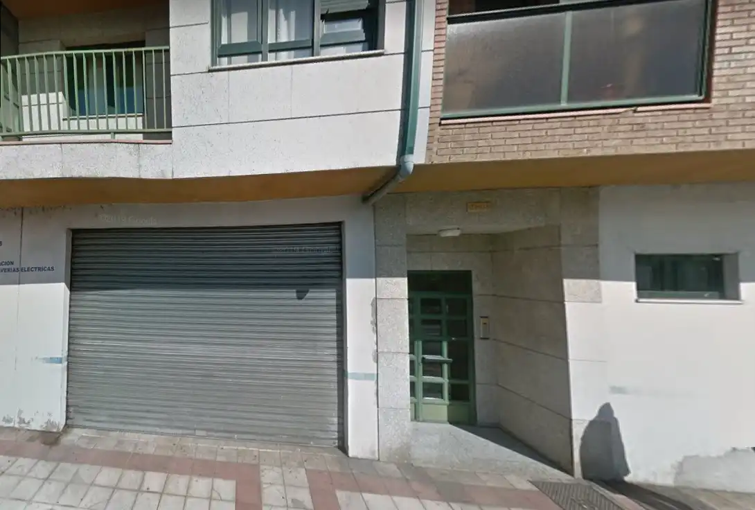 Vista exterior de Local en venta en San Andrés del Rabanedo