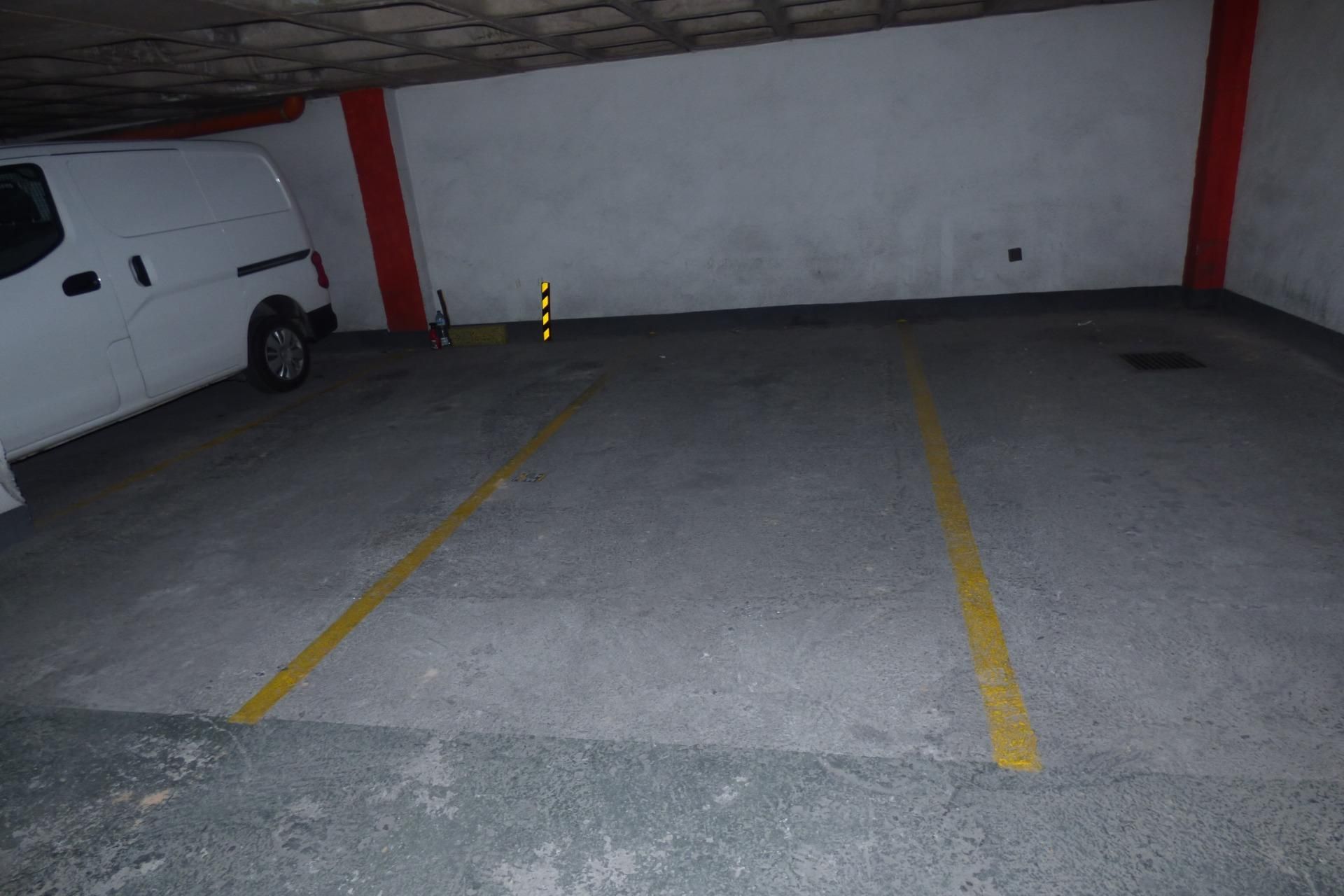 Parkplatz von Garage zum Verkauf in  Valencia Capital