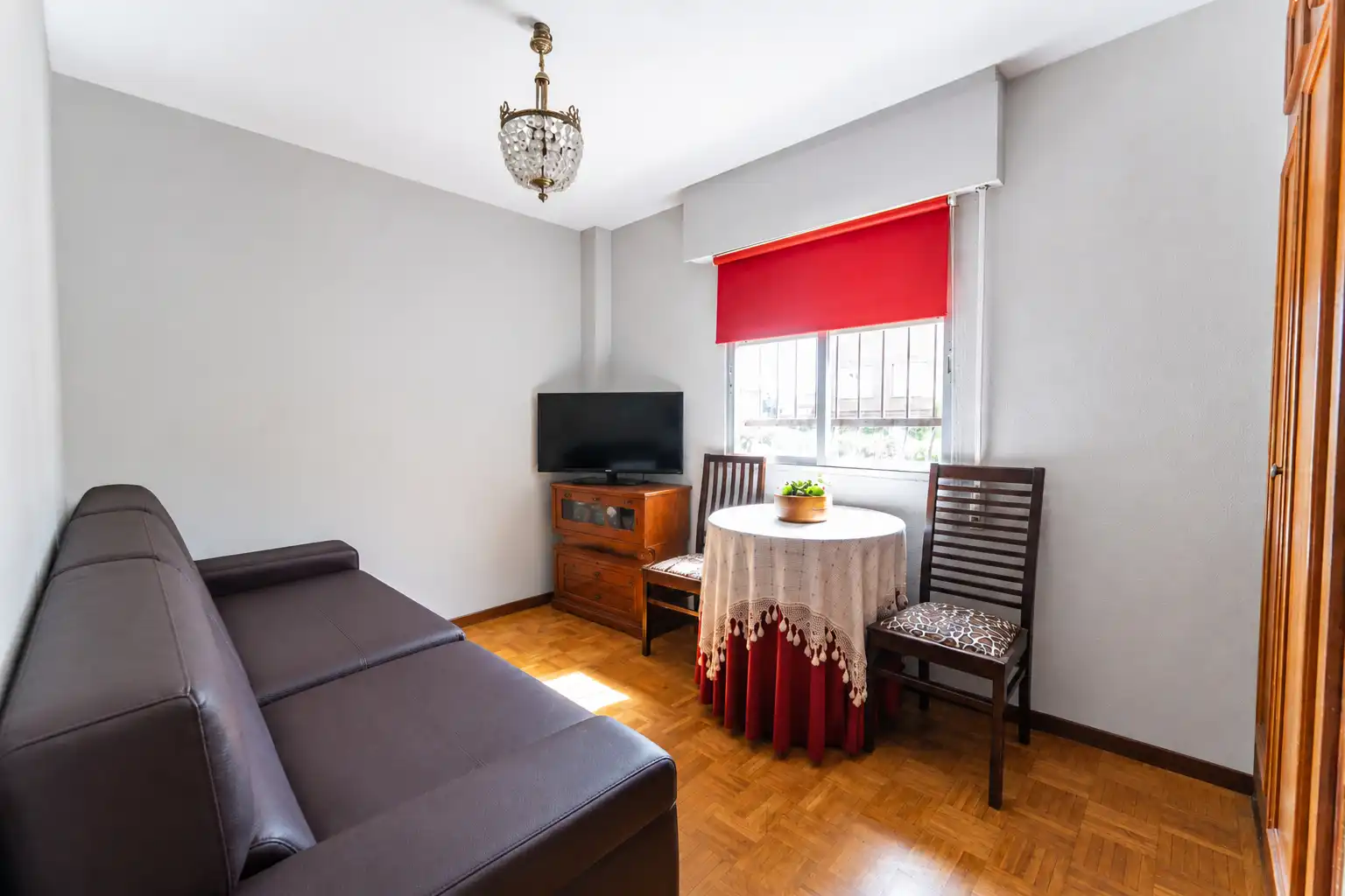 Sala de estar de Planta baja en venta en Torrelodones con Calefacción, Jardín privado y Parquet