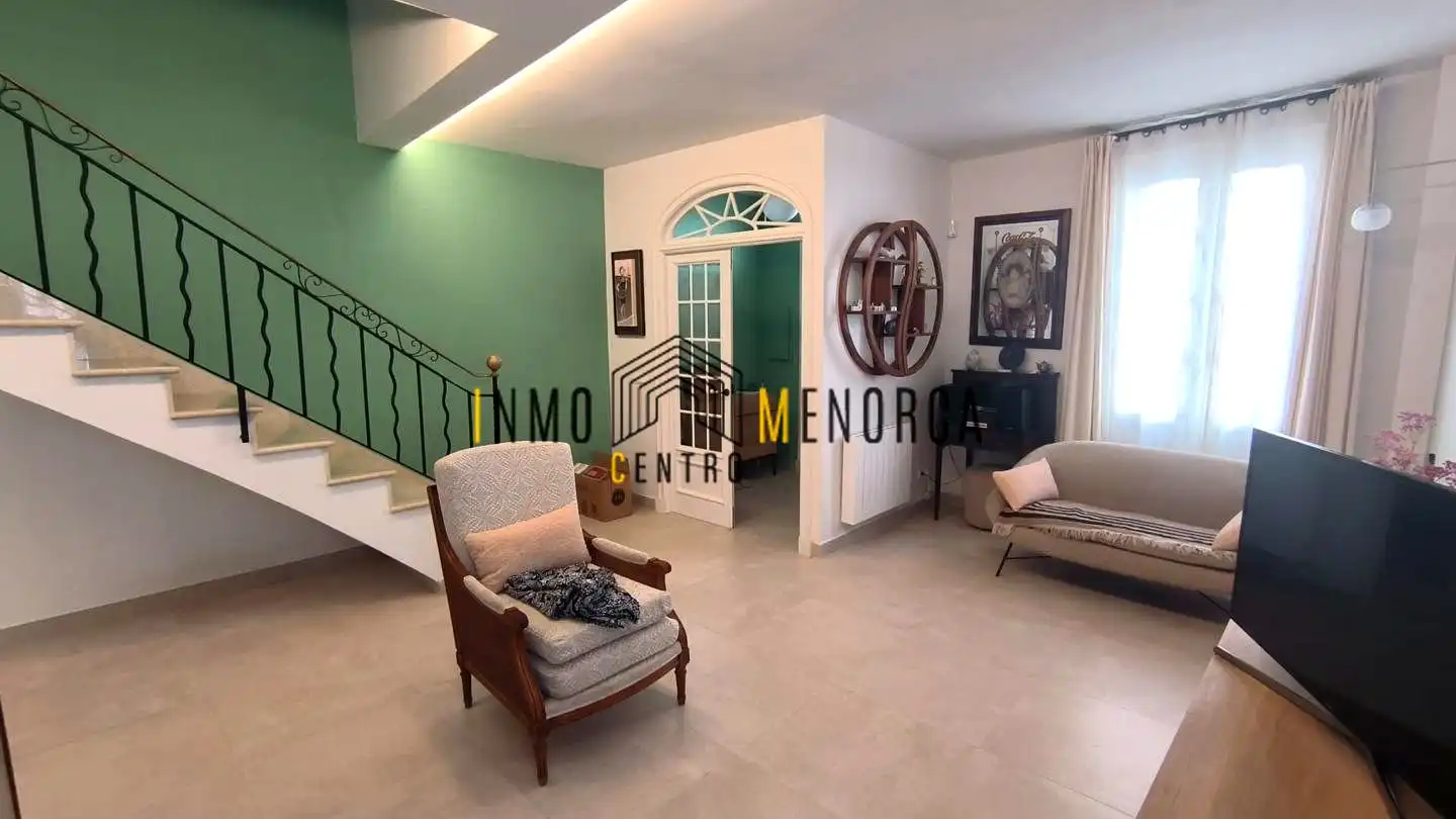 Sala d'estar de Casa o xalet en venda en Maó - Mahón amb Aire condicionat