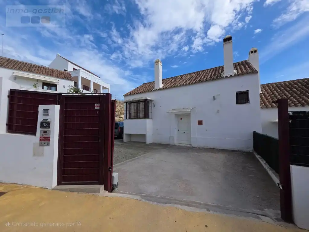Außenansicht von Haus oder Chalet zum Verkauf in Casares