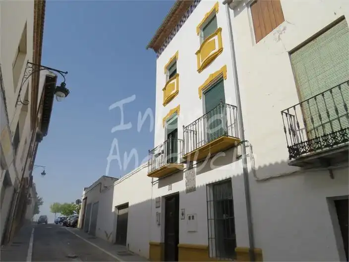 Local comercial en venda a Martos