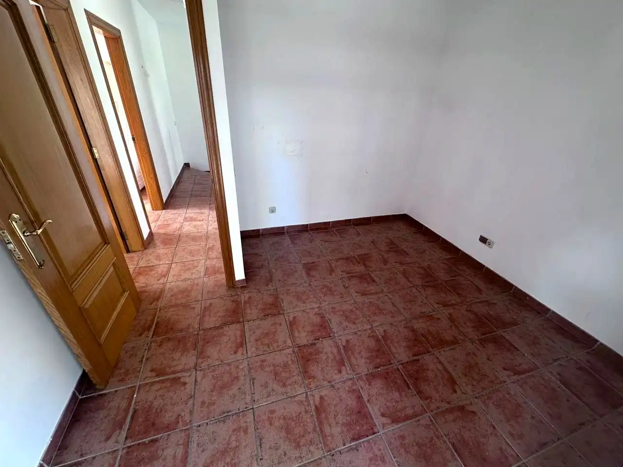 Haus zum Verkauf in Benicasim / Benicàssim mit Klimaanlage, Privatgarten und Terrasse