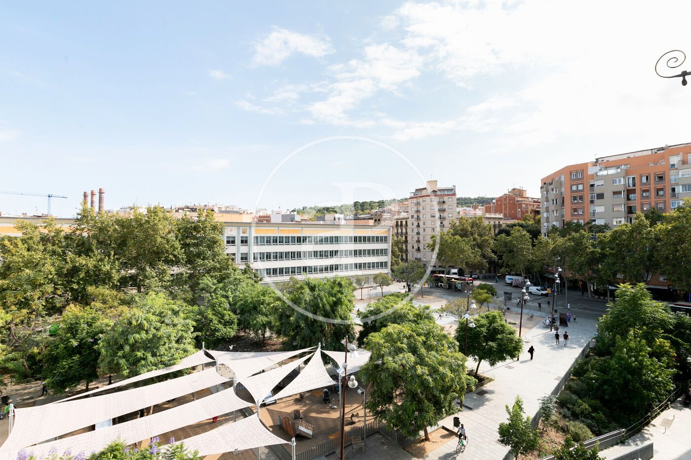 Exterior view of Flat for sale in  Barcelona Capital  with Air Conditioner, Heating and Furnished