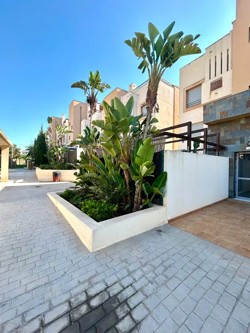 Garten von Wohnungen zum Verkauf in Almería mit Terrasse, Abstellraum und Gemeinschaftspool