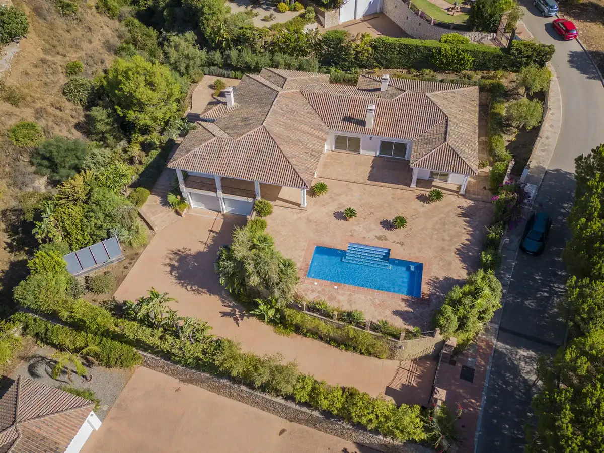 Vista exterior de Casa o chalet en venta en Mijas con Aire acondicionado, Calefacción y Jardín privado