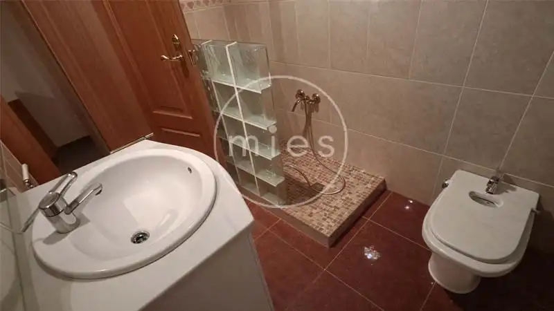 Bany de Edifici en venda en Torrent