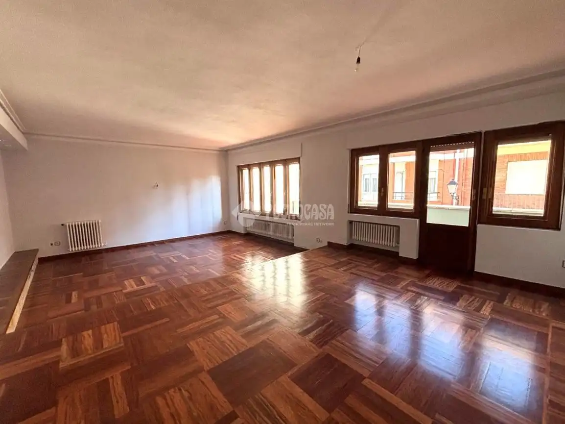 Residencial en venda a Medina del Campo, imagen 2