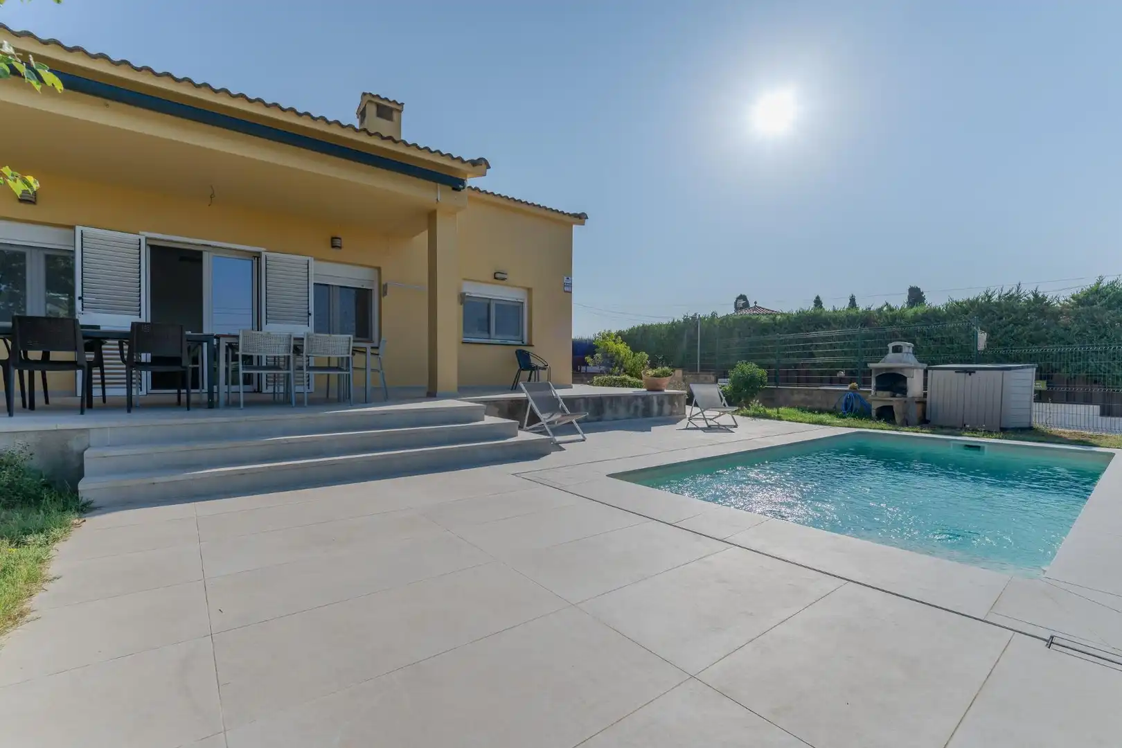 Piscina de Casa o chalet en venta en Bàscara con Aire acondicionado, Jardín privado y Parquet