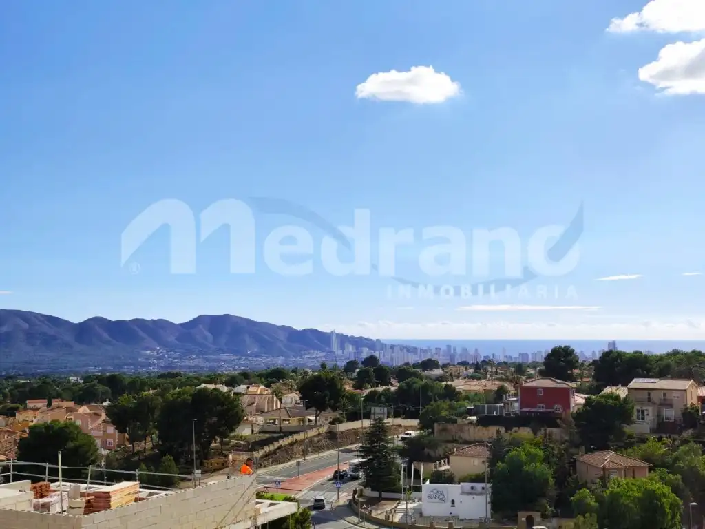 Vista exterior de Casa o chalet en venta en La Nucia con Aire acondicionado y Balcón