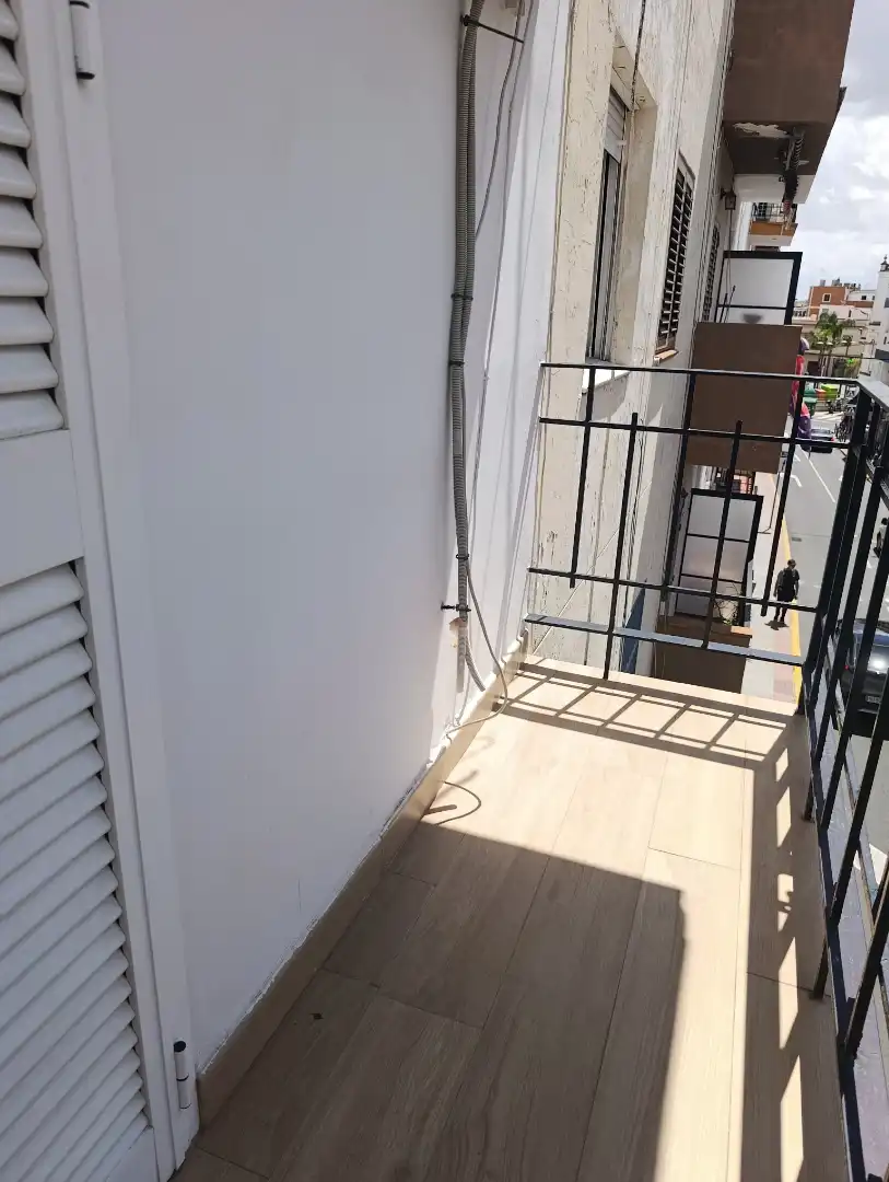 Terraza de Piso de alquiler en Dos Hermanas con Aire acondicionado, Trastero y Amueblado