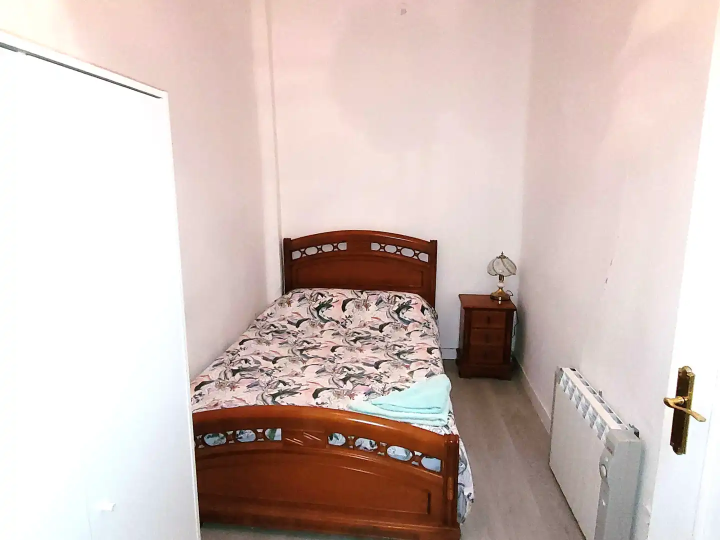 Bedroom of Flat for sale in Medina del Campo  with Heating, Parquet flooring and Furnished