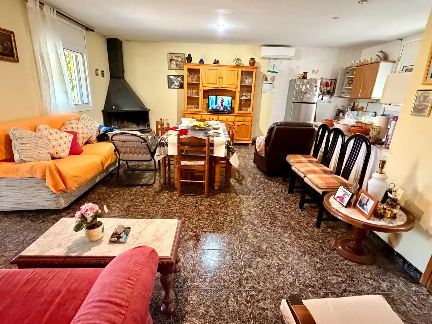 Sala d'estar de Finca rústica en venda en Mont-roig del Camp amb Calefacció i Jardí privat
