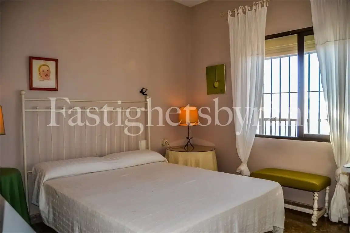 Habitación de Casa o chalet en venta en Vélez-Málaga con Jardín privado, Terraza y Piscina