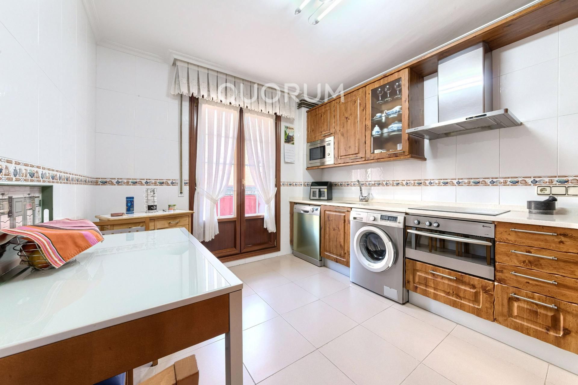 Kitchen of Flat for sale in Alonsotegi  with Heating, Storage room and Furnished