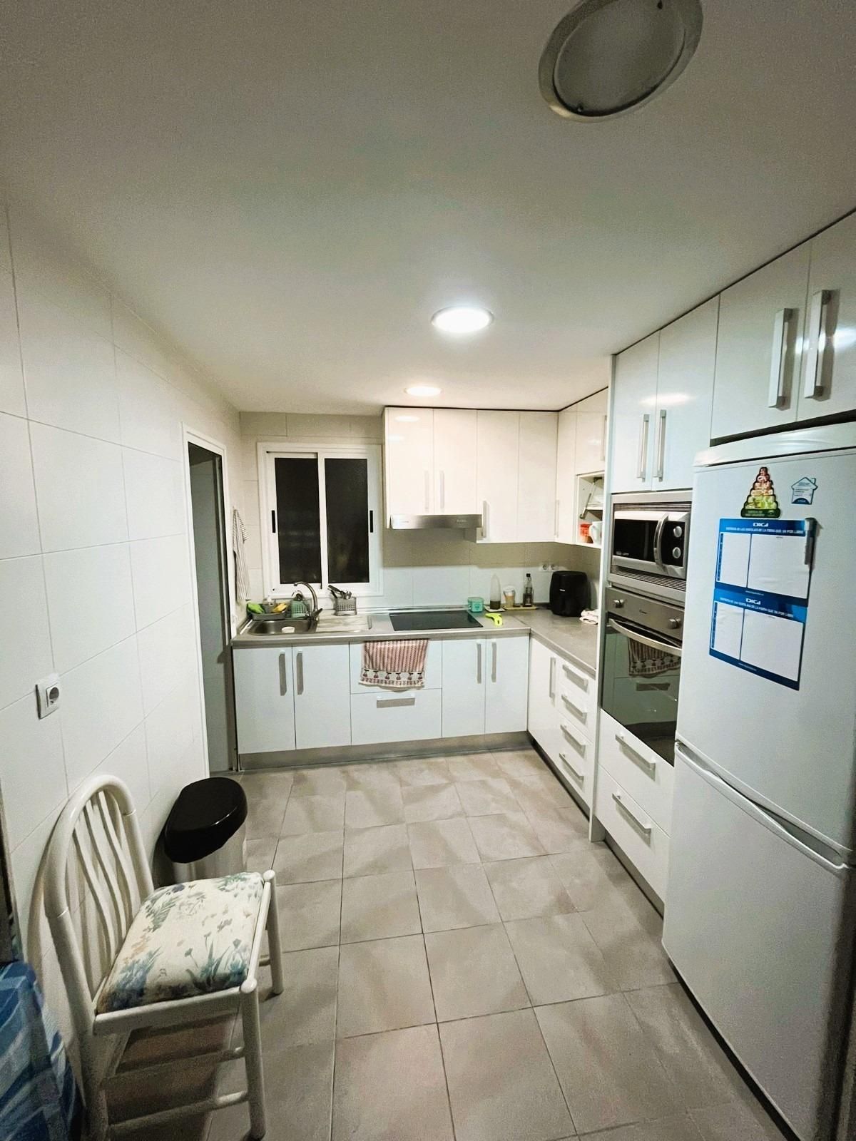 Kitchen of Flat to rent in  Granada Capital