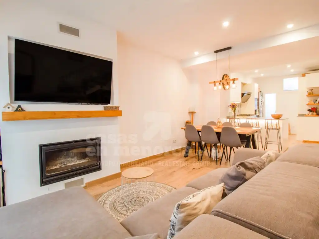 Sala d'estar de Casa o xalet en venda en Maó - Mahón amb Aire condicionat i Terrassa