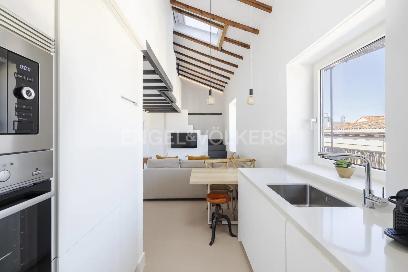 Cocina de Ático de alquiler en Madrid con Aire acondicionado, Calefacción y Terraza