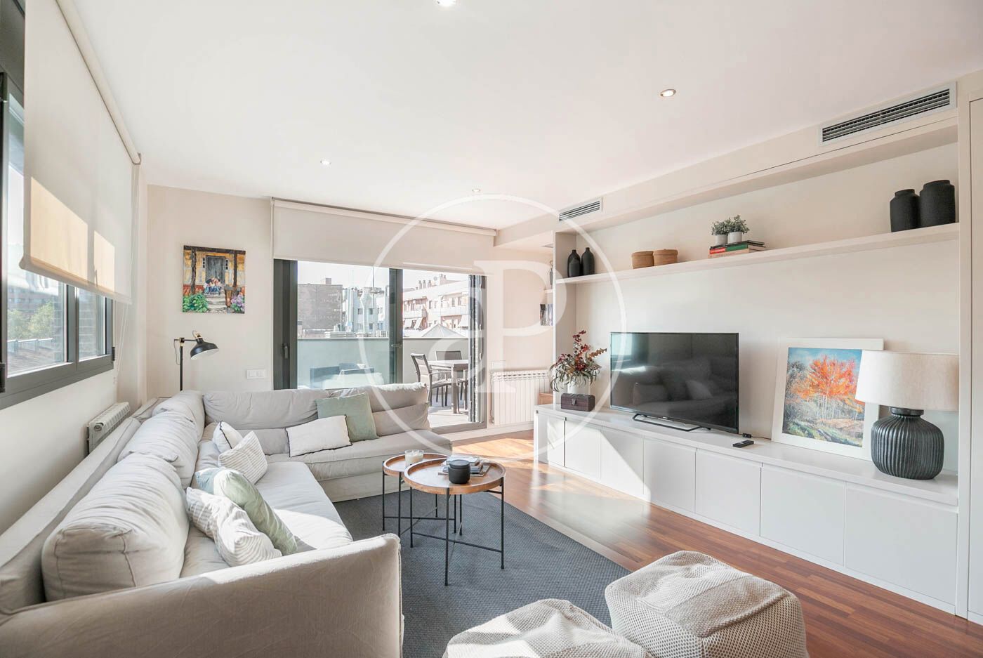 Living room of Flat to rent in  Barcelona Capital  with Air Conditioner, Heating and Terrace