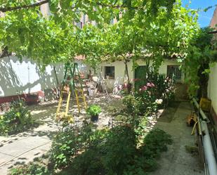 Jardí de Casa o xalet en venda en  Zaragoza Capital