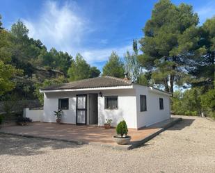 Vista exterior de Casa o xalet en venda en Benasau amb Traster i Moblat