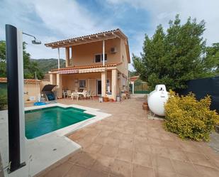 Swimming pool of Single-family semi-detached for sale in Valdemaqueda  with Air Conditioner, Heating and Private garden