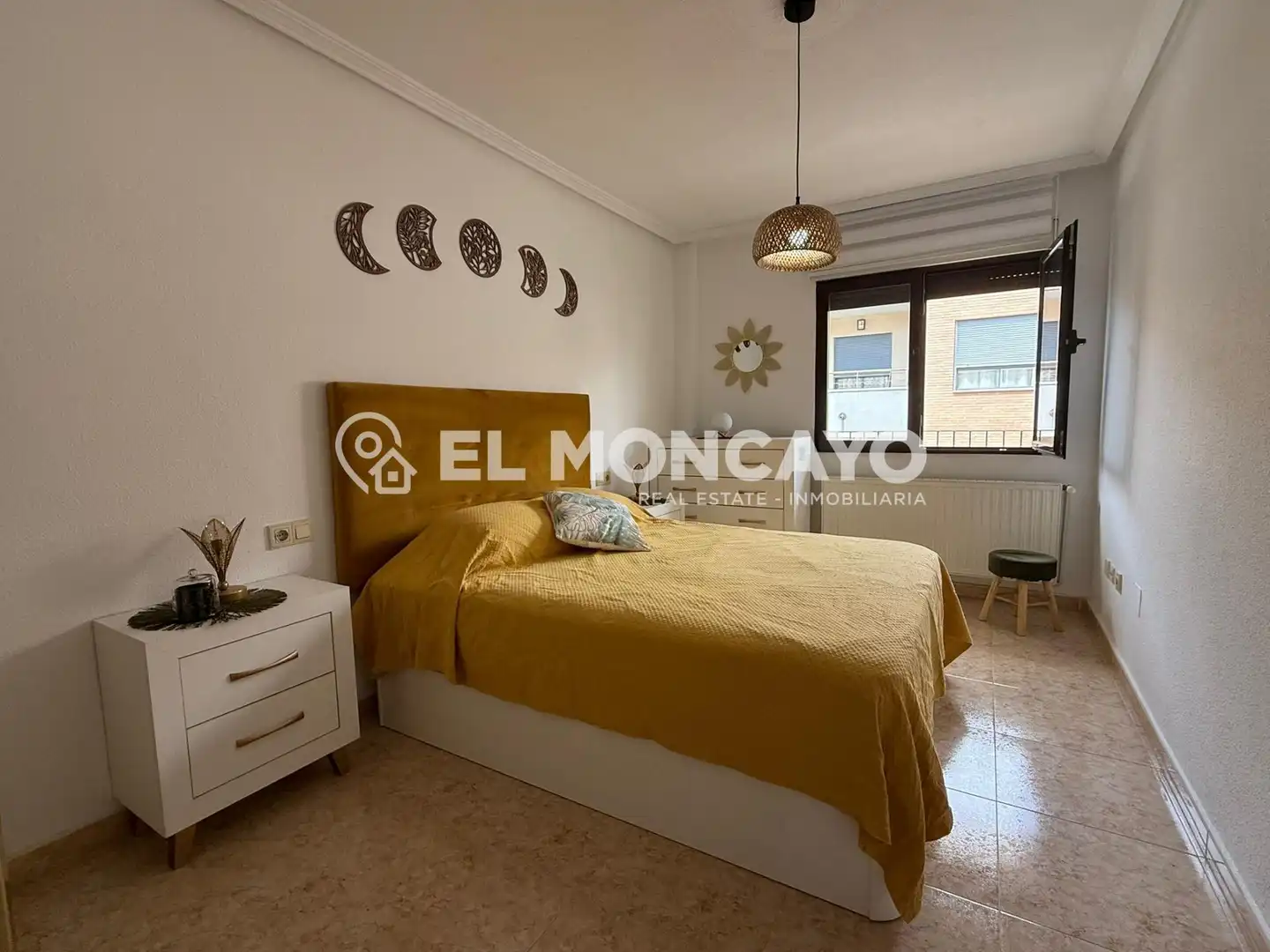 Habitación de Apartamento en venta en San Miguel de Salinas con Aire acondicionado, Calefacción y Terraza