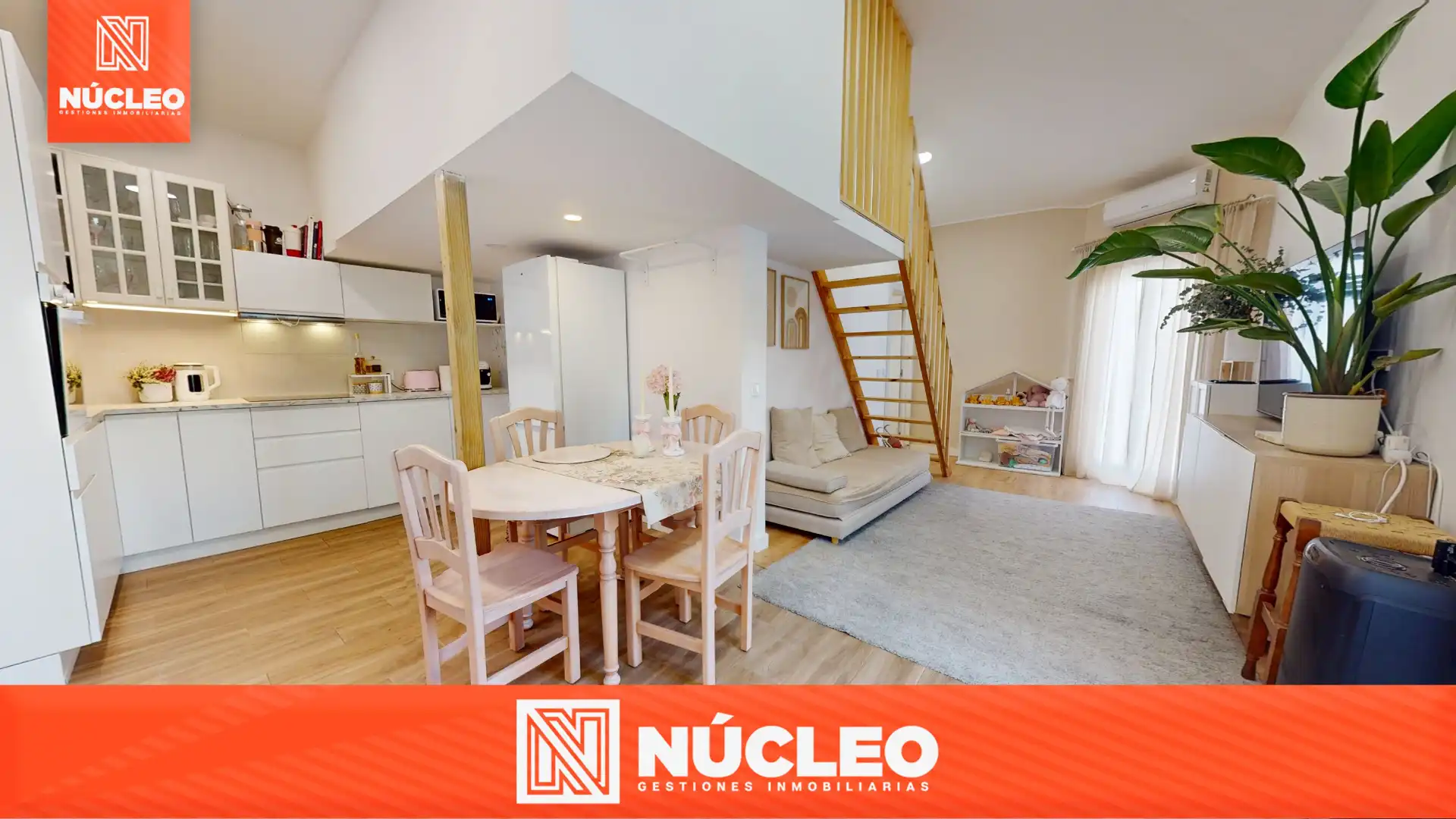 Terraza de Casa adosada en venta en Centro  
